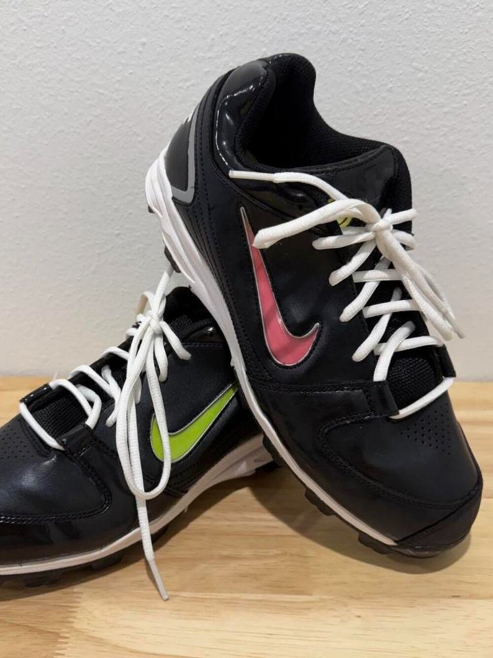 Nike Black Pink Green Baseball Softball Cleats Women's 9